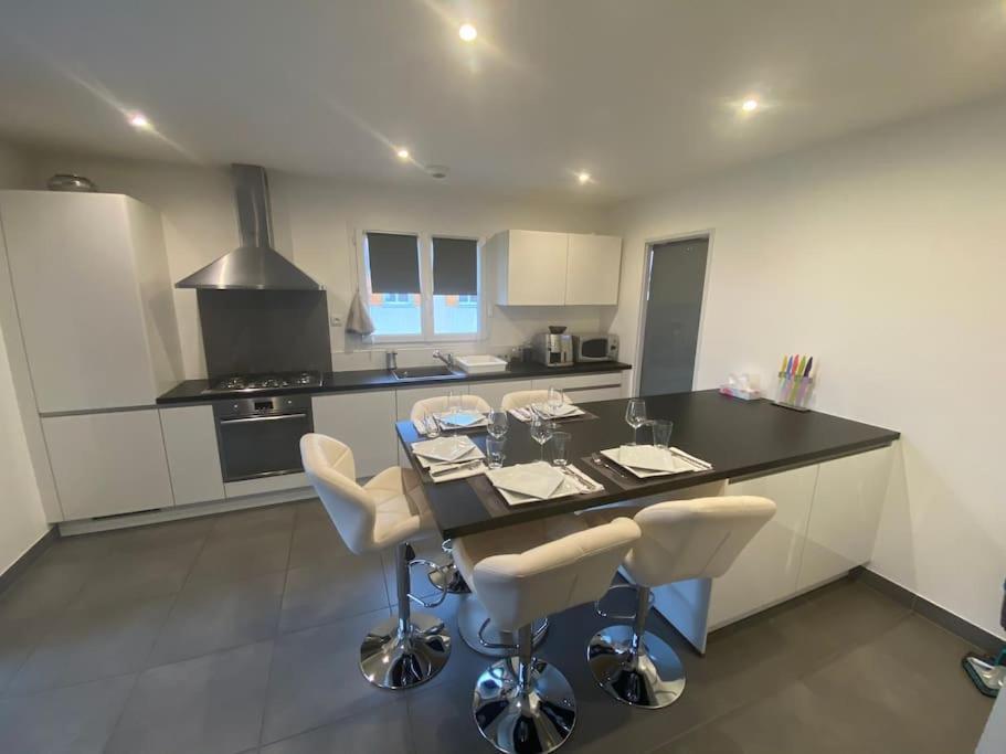 Appartement Belle Vue Sur Les Montagnes Saint-Pierre-en-Faucigny Extérieur photo